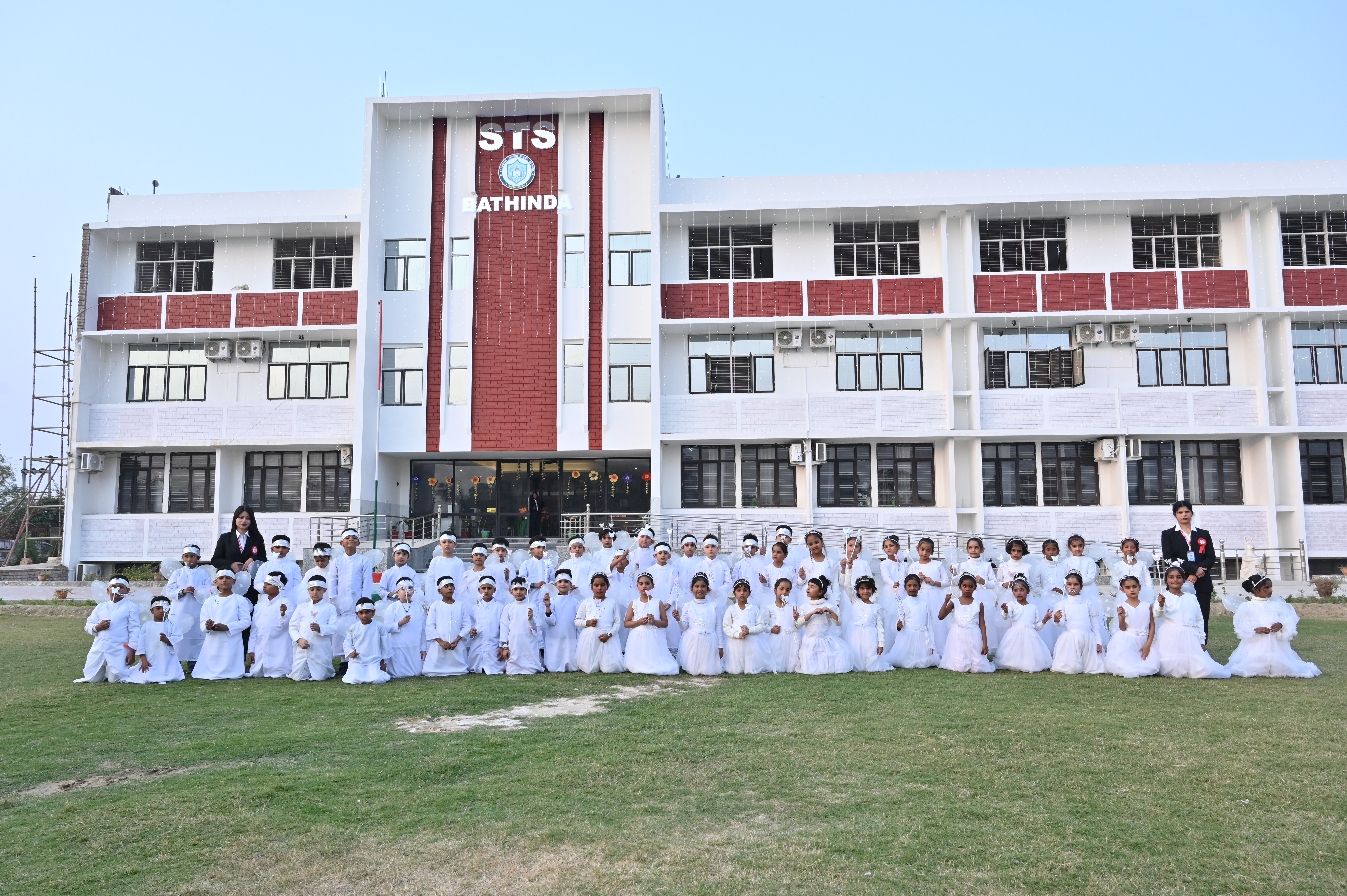 Annual Function : 24-25  THE MIRACLE : WONDERS OF LIFE 