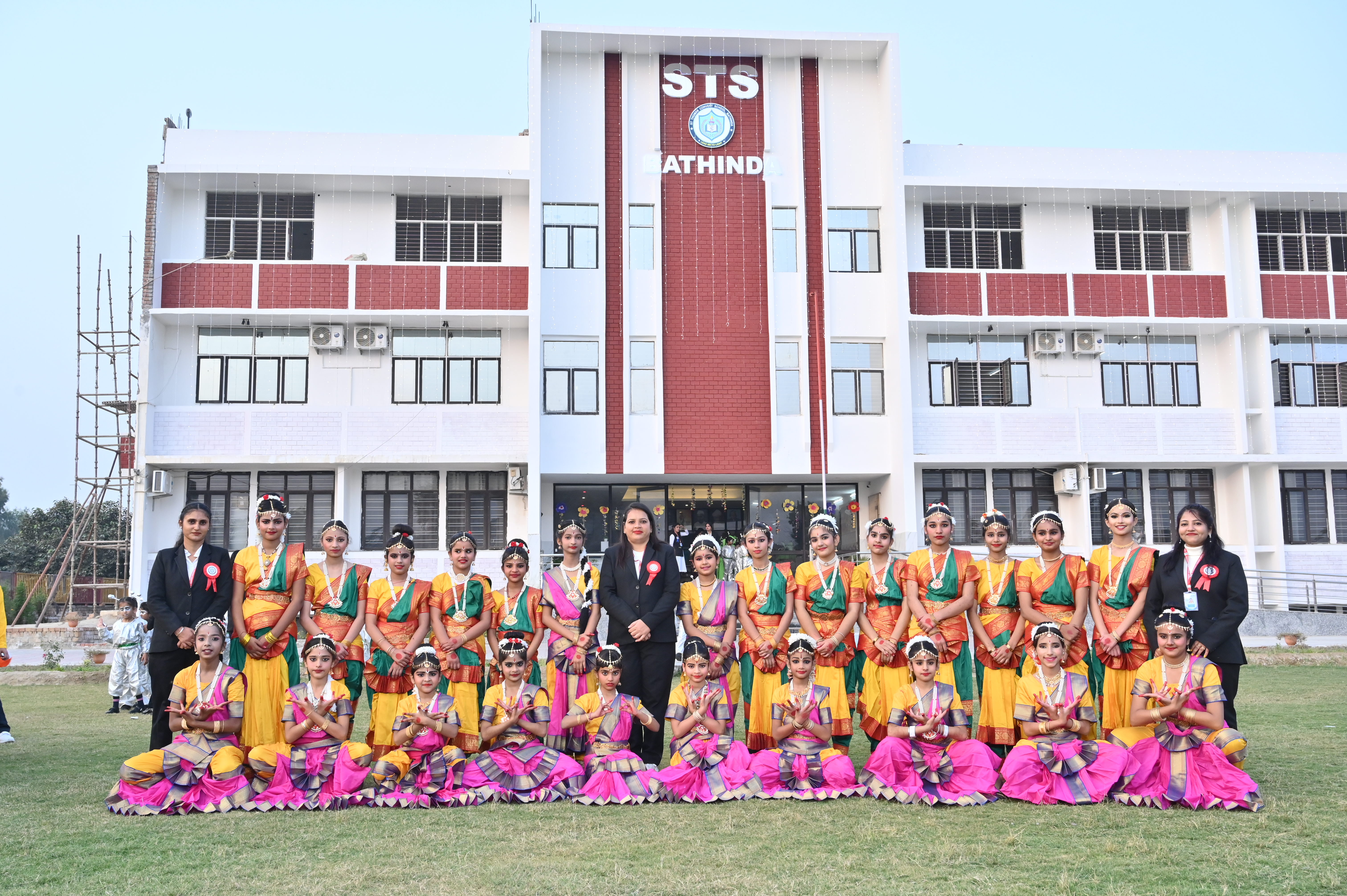 Annual Function : 24-25  THE MIRACLE : WONDERS OF LIFE 